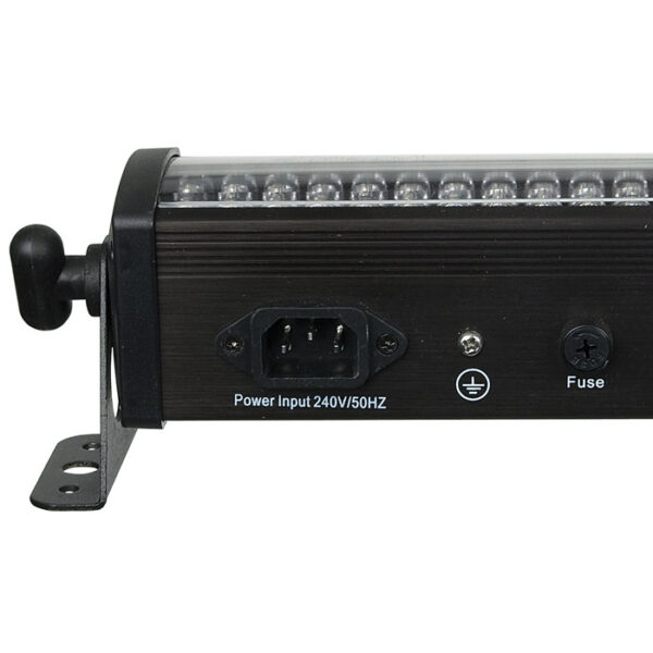 SHOWTEC LED LIGHT BAR 16 42198 – Image 4